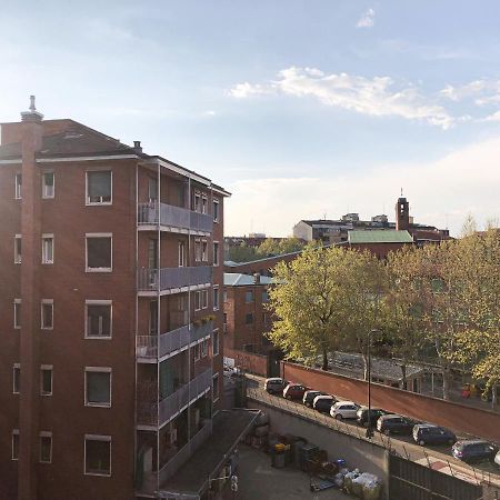 Accogliente Camera A Milano Exterior photo